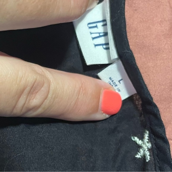 GAP Lightweight Embroidered Tank ~ L - Picture 3 of 3